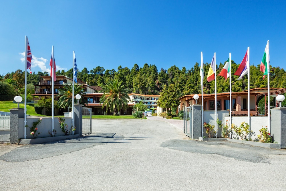 Palladium Hotel 38/50