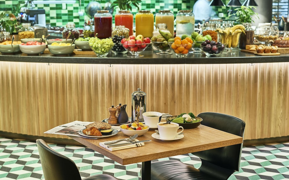 Hyatt Regency Amsterdam 56/71