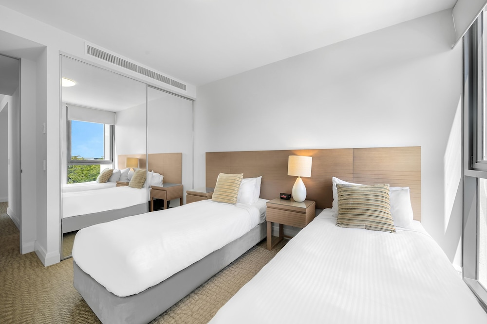 Oaks Redcliffe Mon Komo Suites، North Lakes، Narangba 29/77