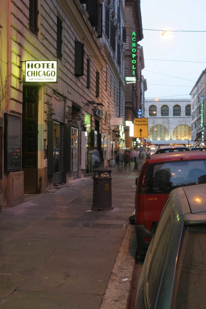 Hotel Chicago 4/45