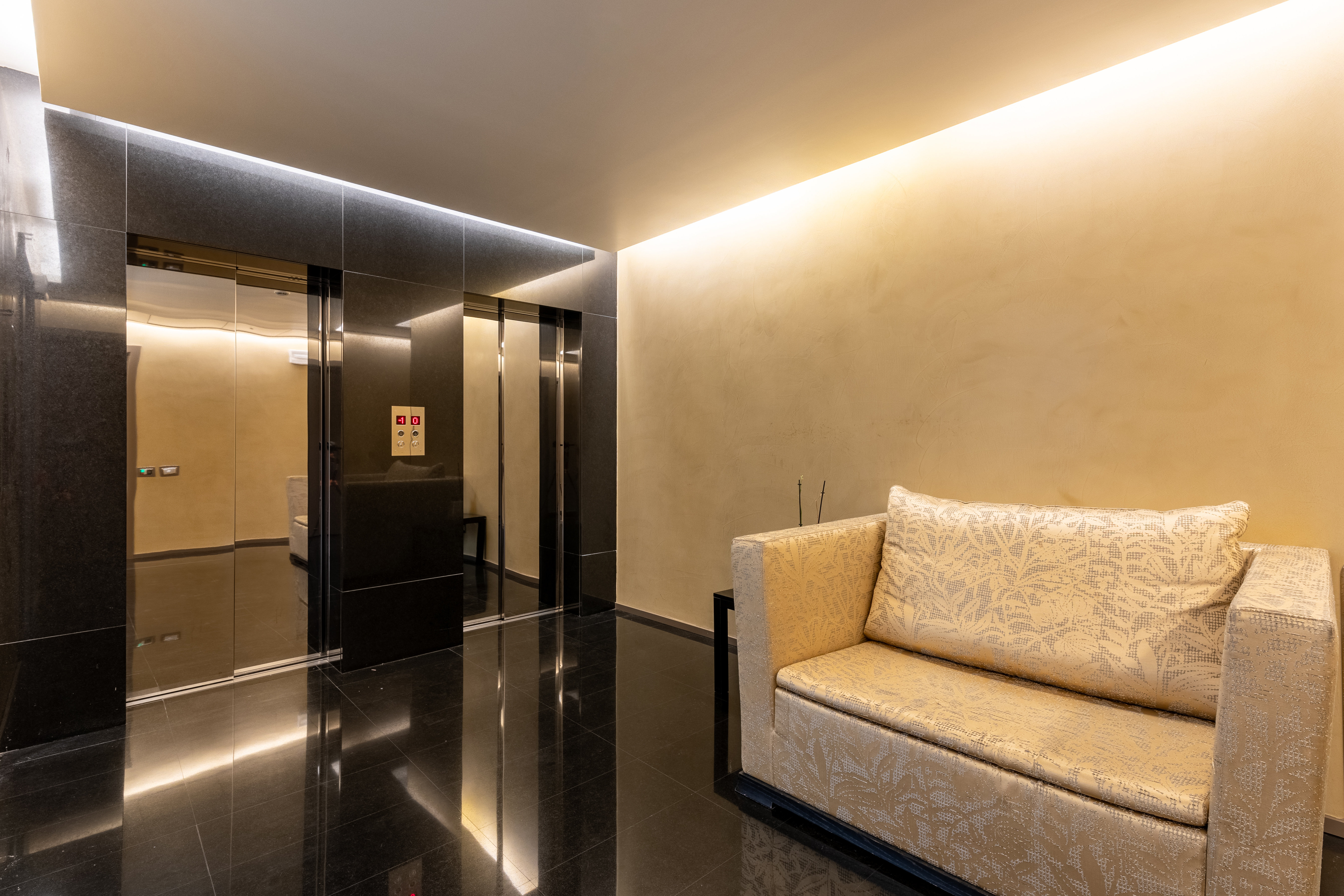NJ Hotels & Apartments 38/49