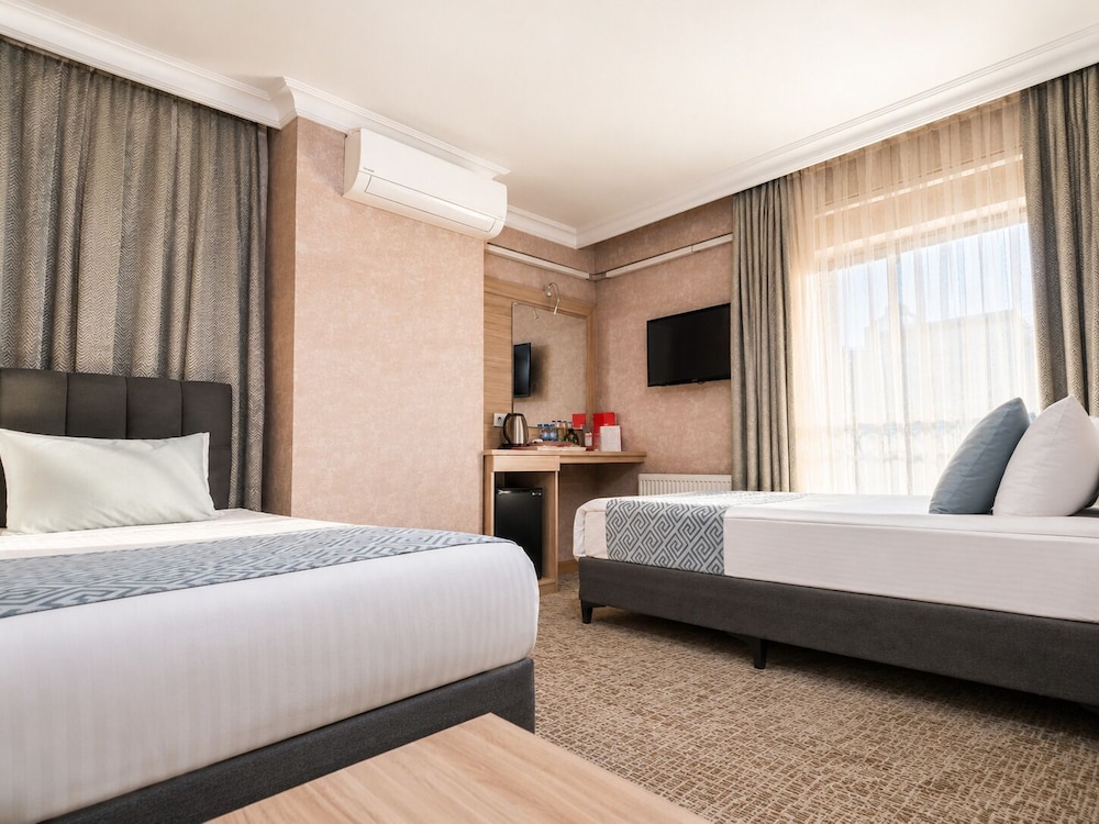 Latifoglu Hotel 13/50