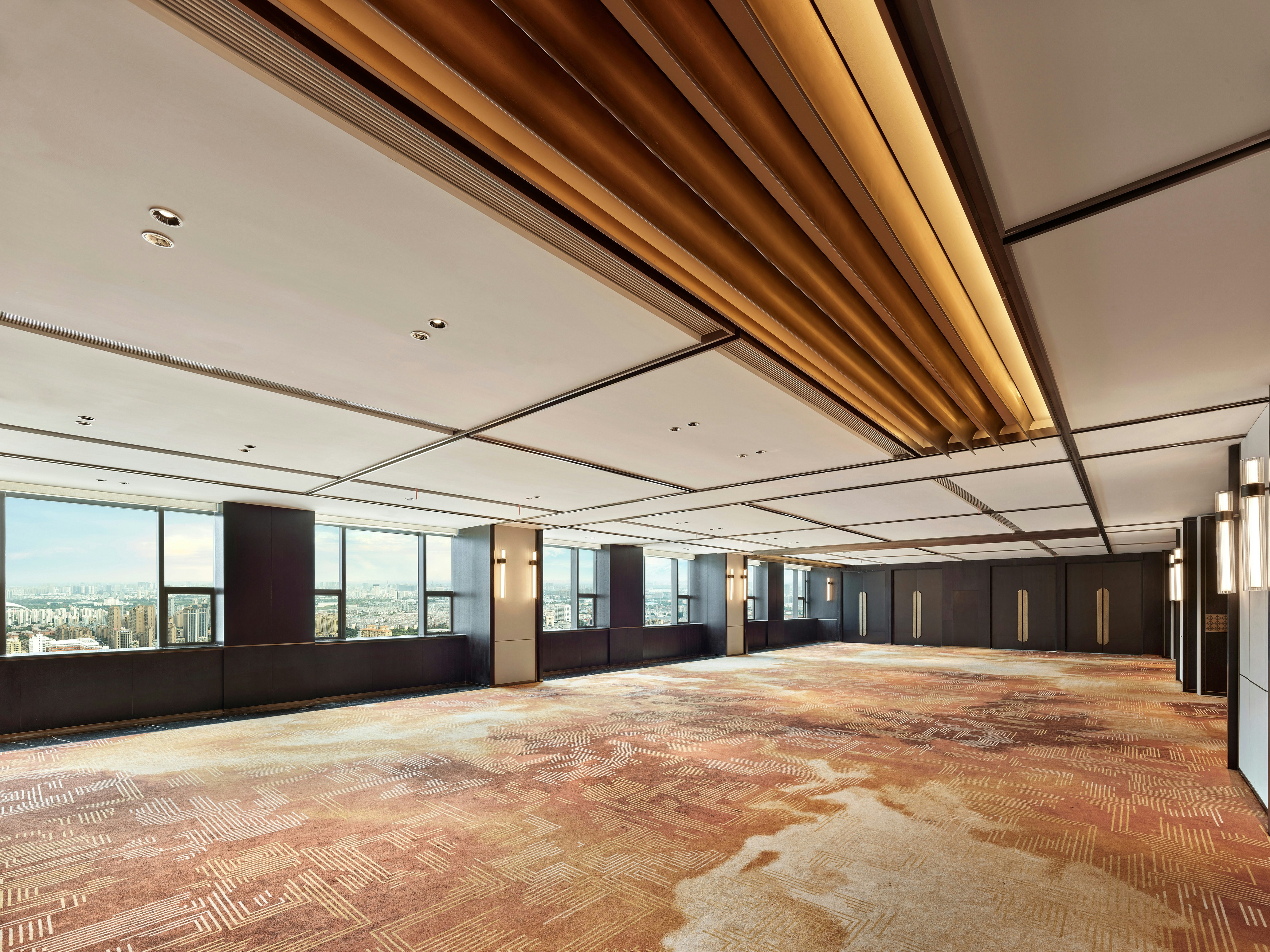 Hilton Jiaxing 27/28