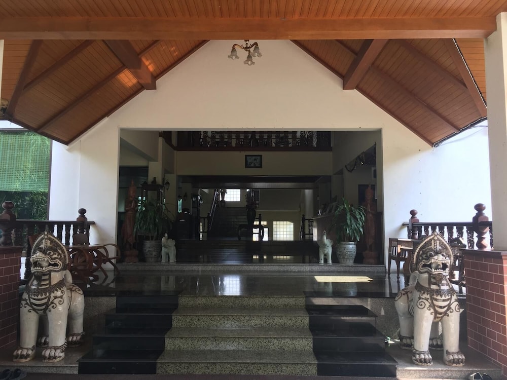 Tak Andaman Resort & Hotel 14/53