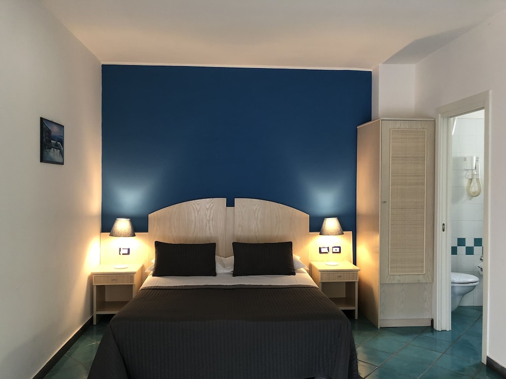 Agave Hotel Residence Inn 11/50