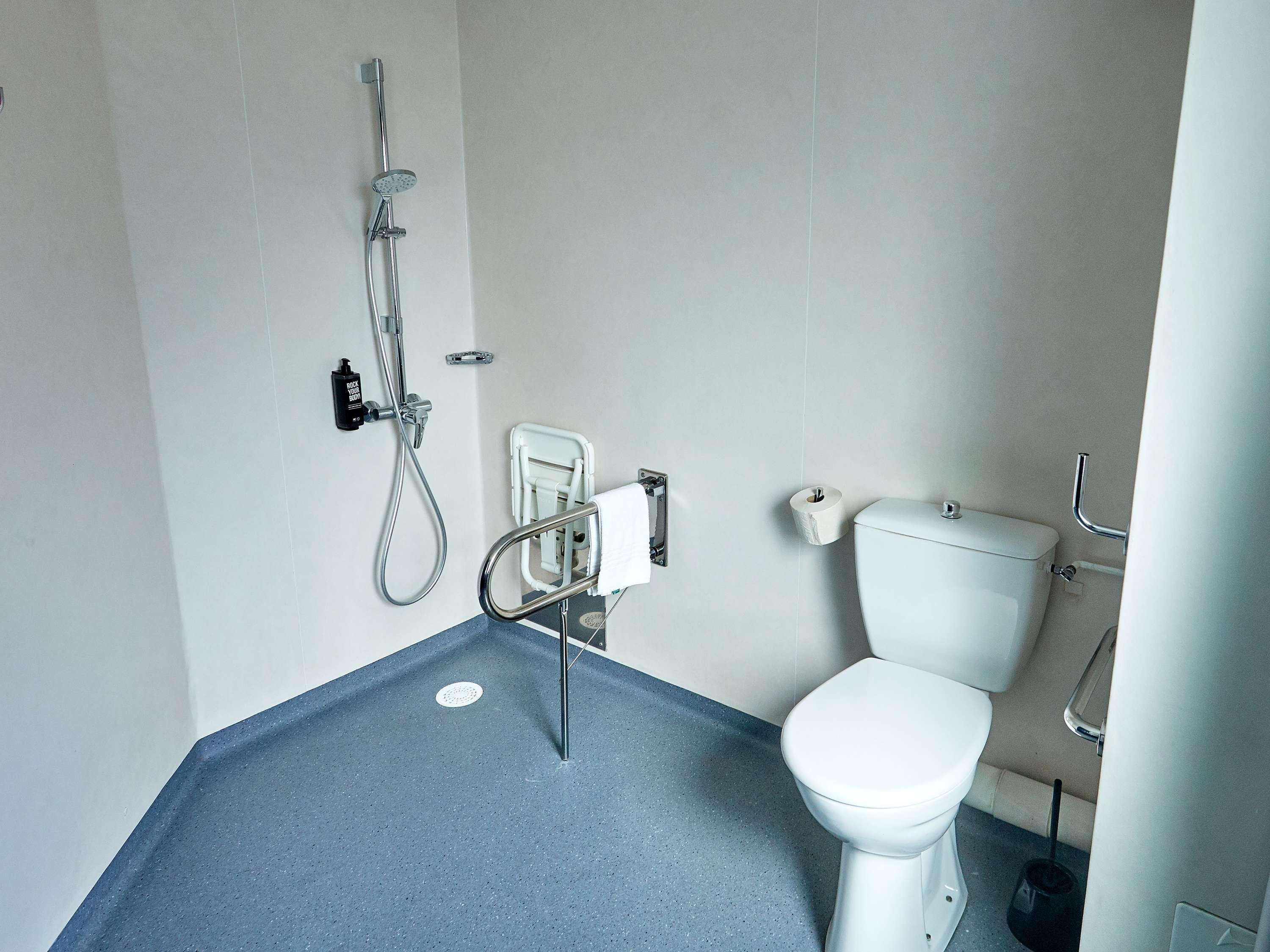 Ibis Auxerre Centre 50/50