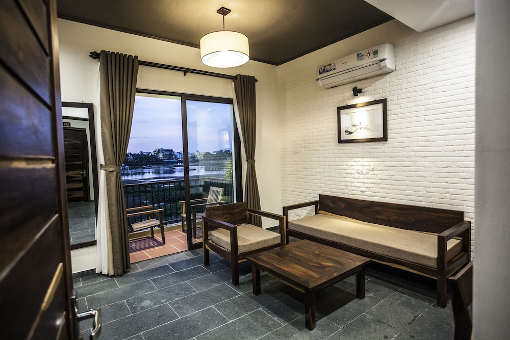 Hoi An Silk River Villa 22/37