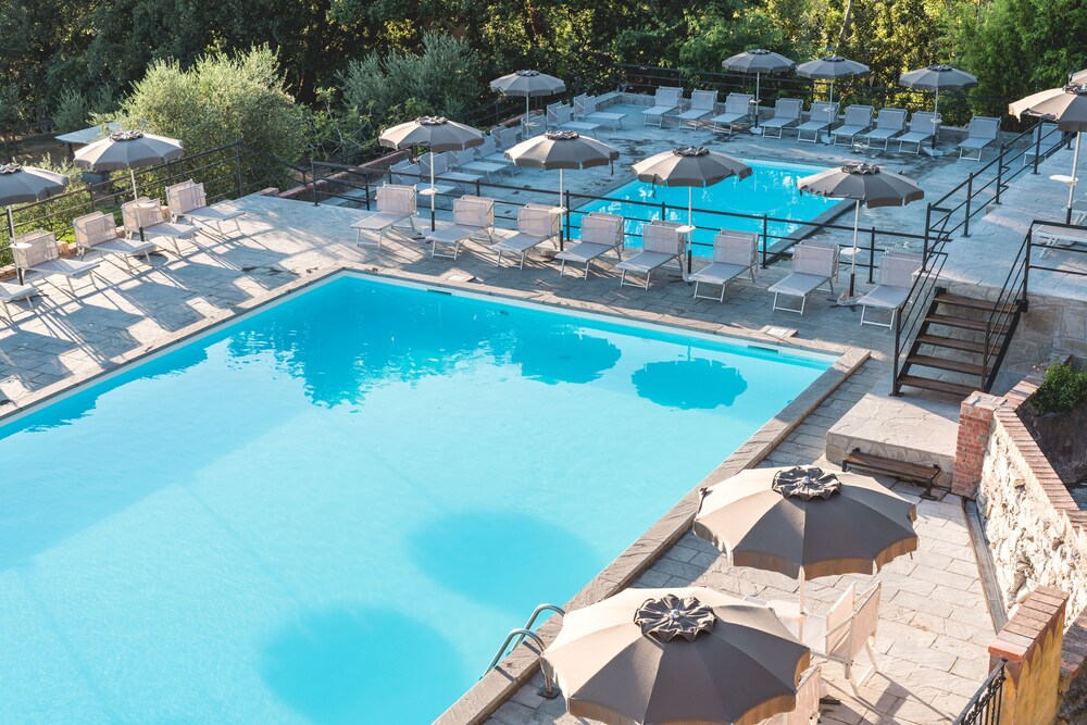 Ippotur Medieval Resort 20/50