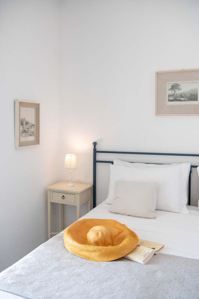 SUPERIOR, DOUBLE BED, SEA VIEW, BALCONY