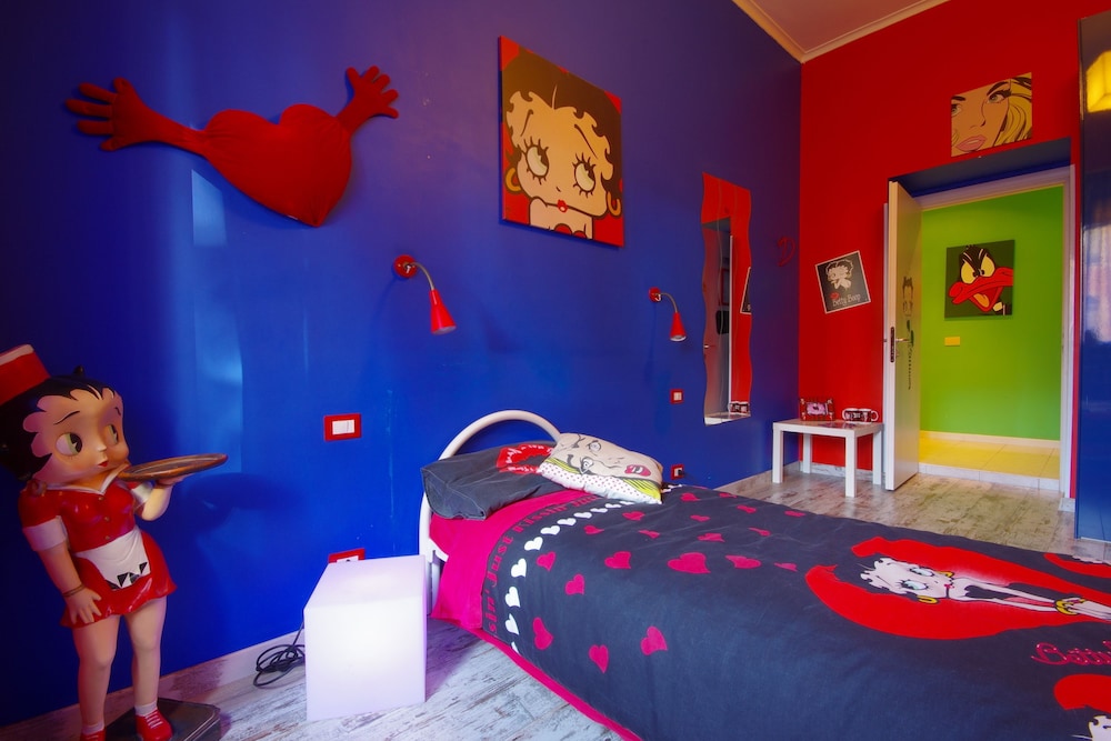 Comics Guesthouse 16/46