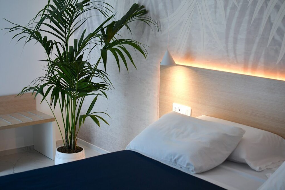 Bajamar Beach Hotel 26/49