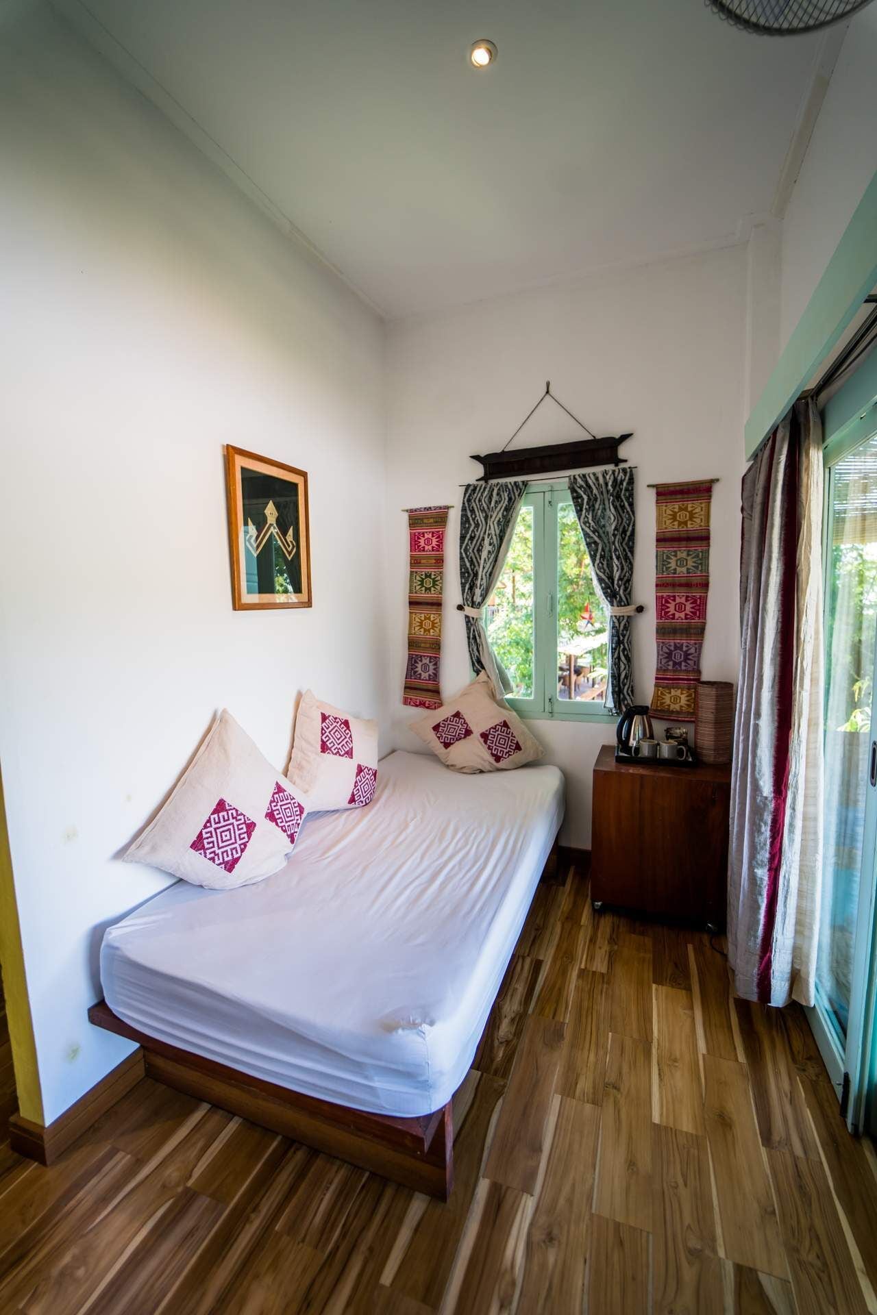 MINI, SUITE, RIVER VIEW