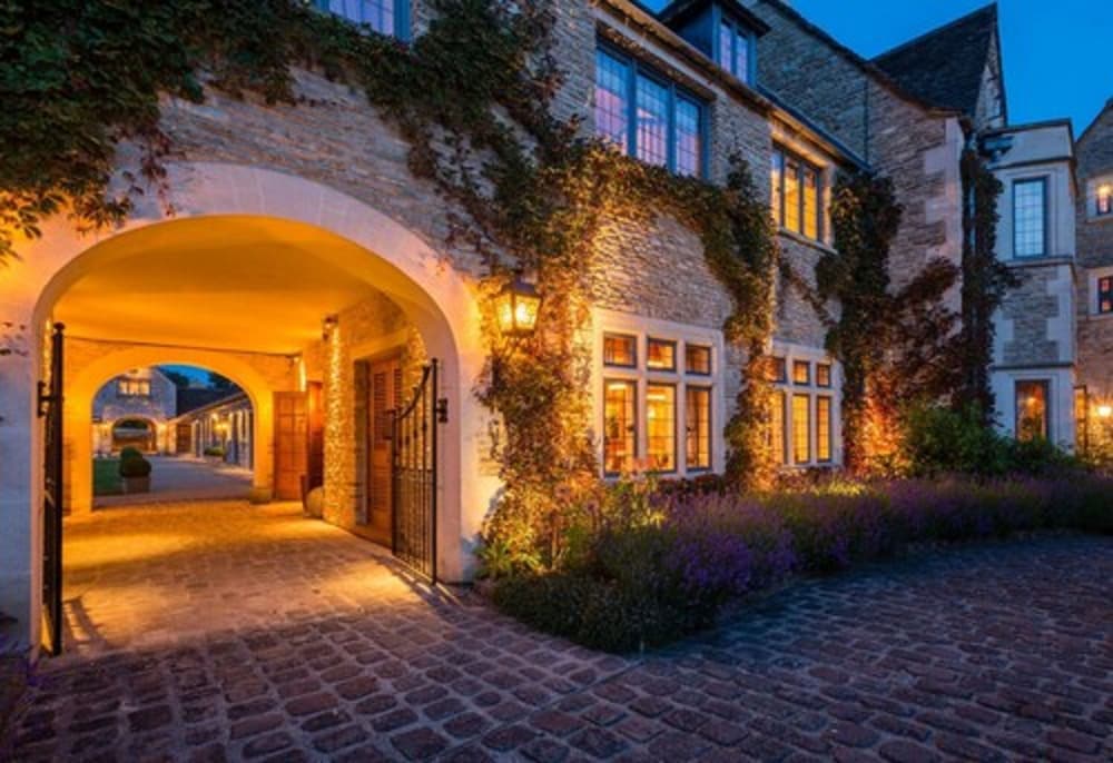 Whatley Manor Hotel & Spa 38/40