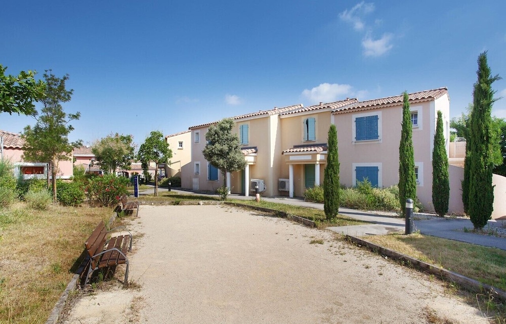 Terres de France Residence de la Cabre d'Or 42/61