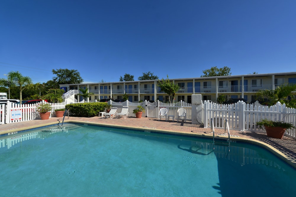 Americas Best Value Inn Bradenton Sarasota 8/27