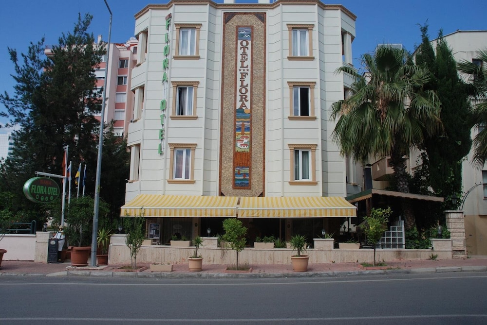 Nasa Flora Hotel 3/40
