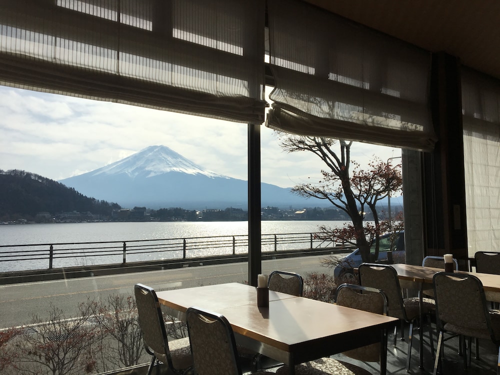 Tominoko Hotel 23/32