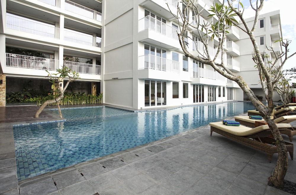 Paragon Hotel Seminyak 5/71