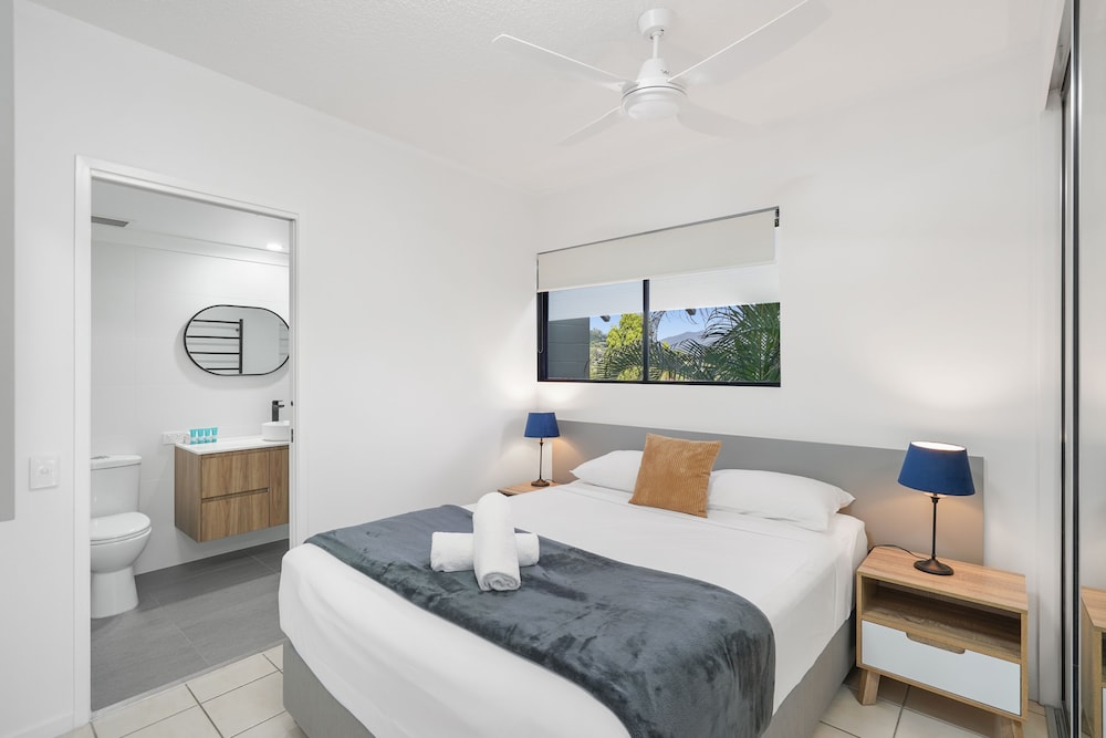 AMAROO AT TRINITY 12/50
