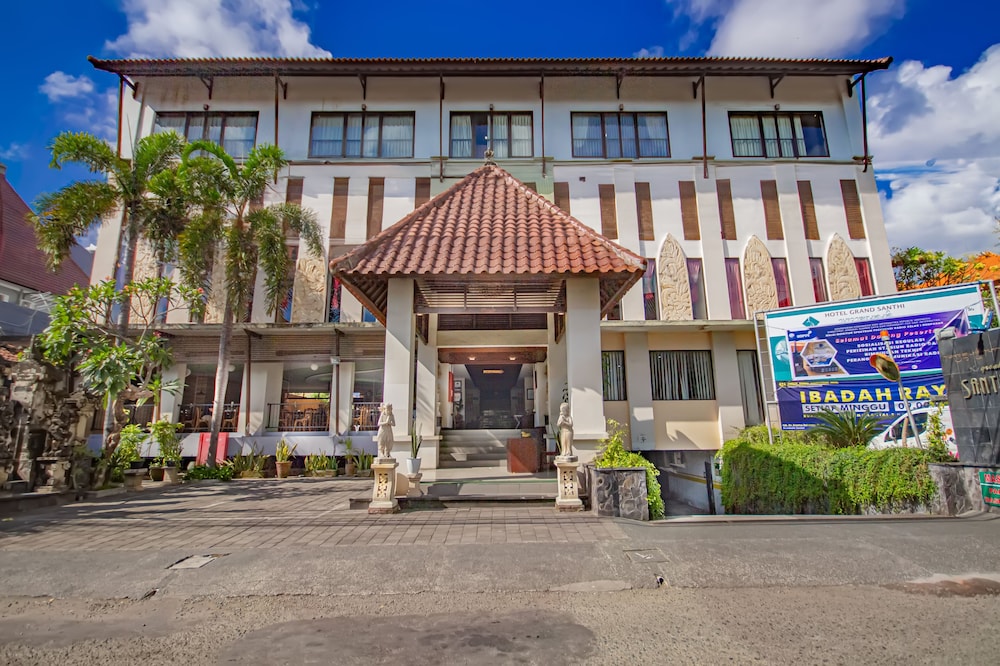 The Grand Santhi Hotel 8/69