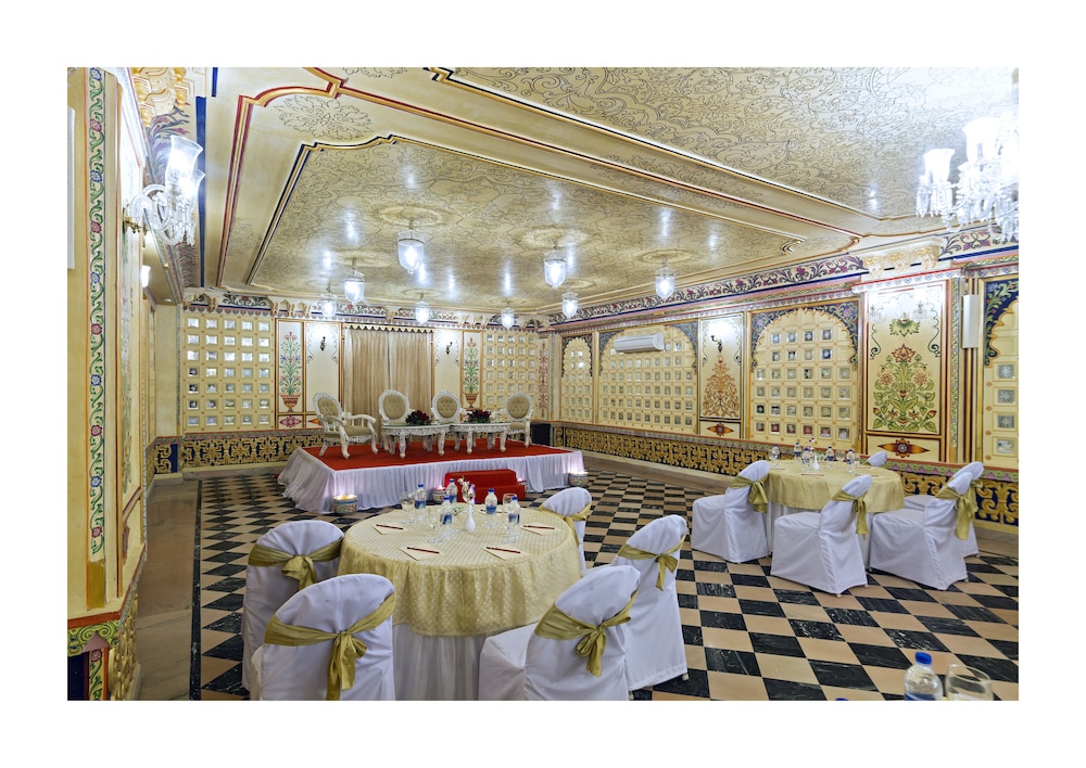 Chunda Palace 18/49