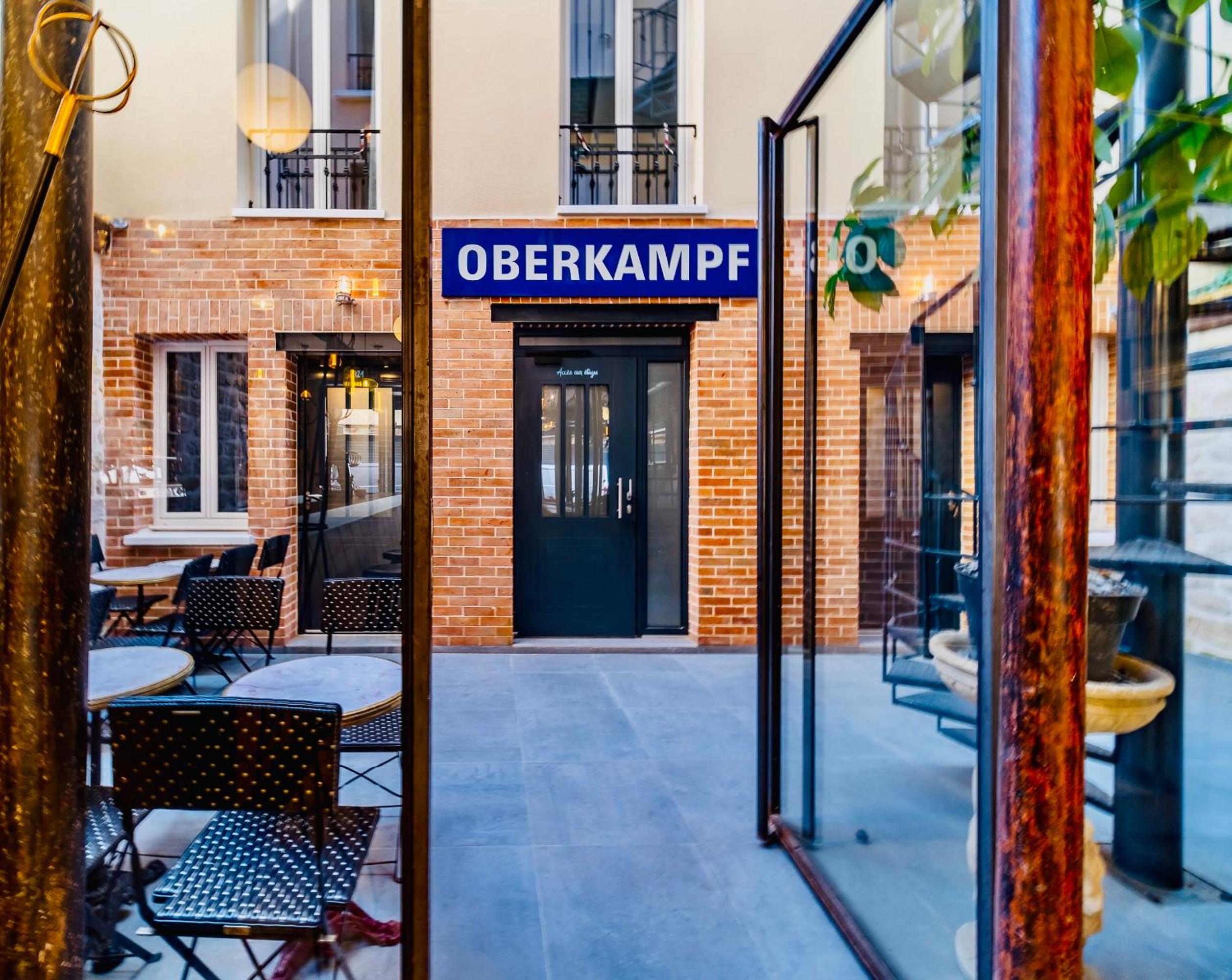 FRATERNITY HOTEL 23/25