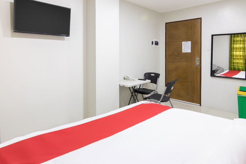 OYO 152 Sangco Condotel 34/45