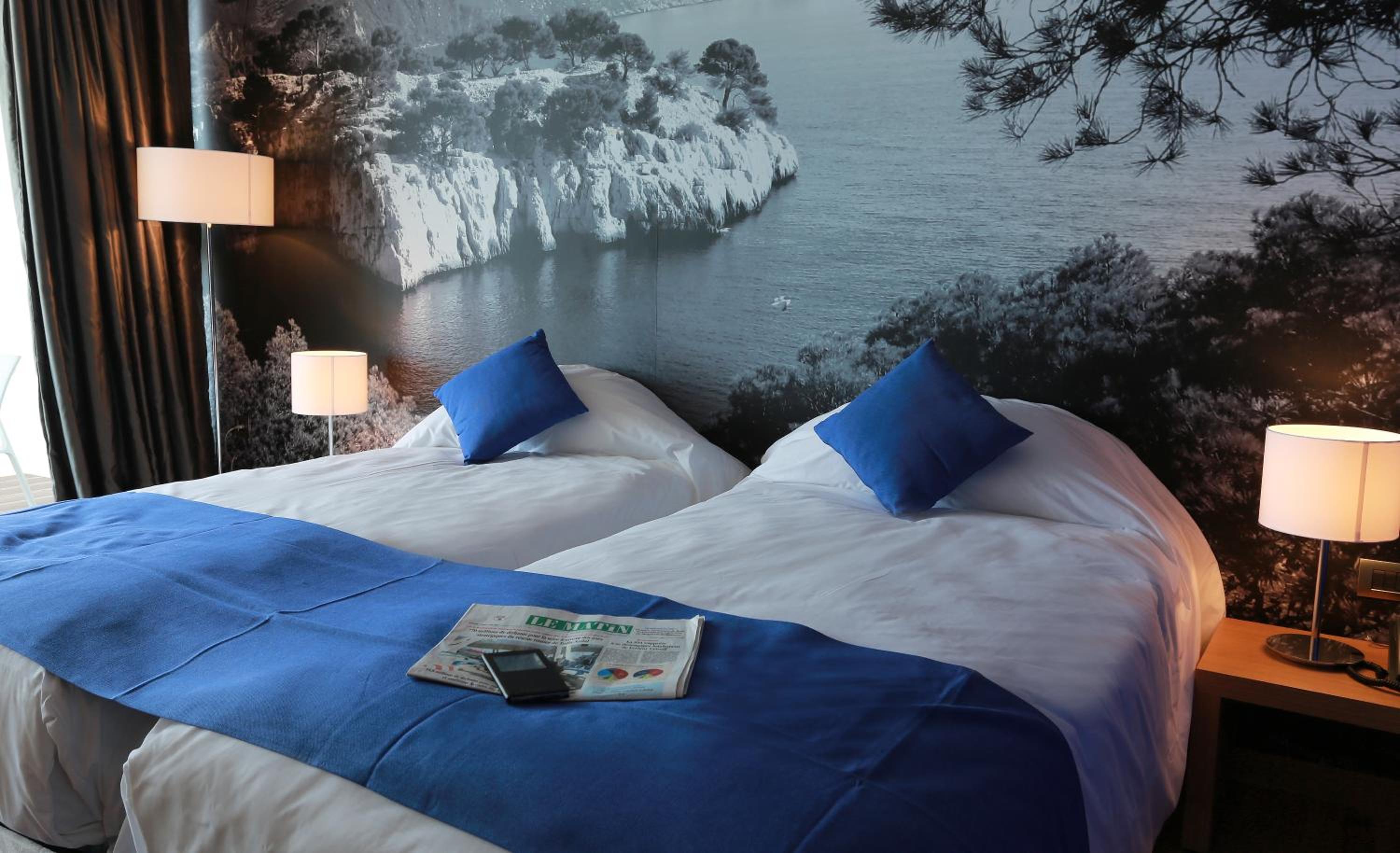 Standard, Twin Beds, Ocean Front, Balcony