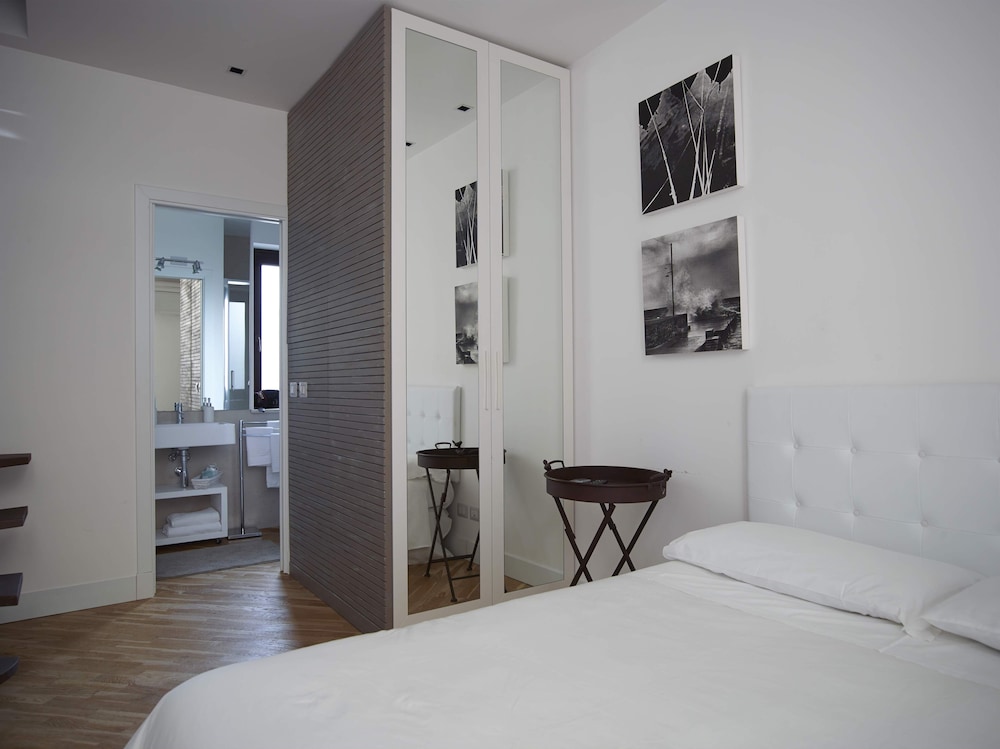Ferrini Home 29/75