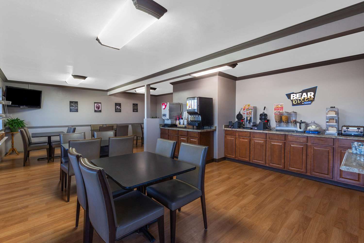 Travelodge by Wyndham Angels Camp CA 30/35