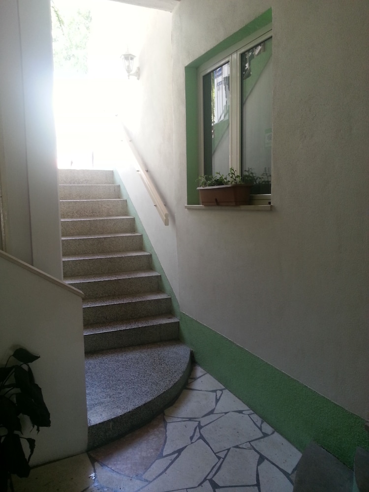 Villa Angela 54/80