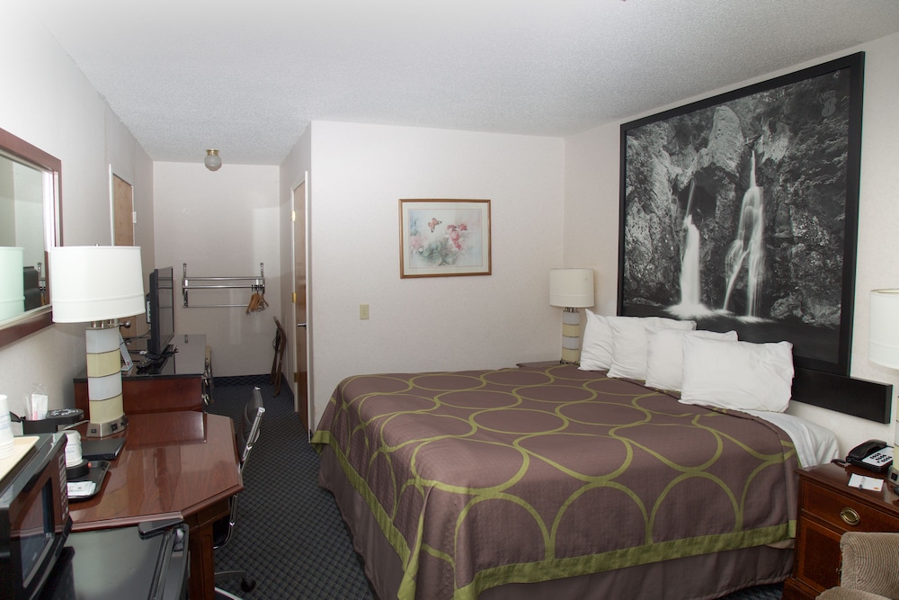 Standard, King Bed