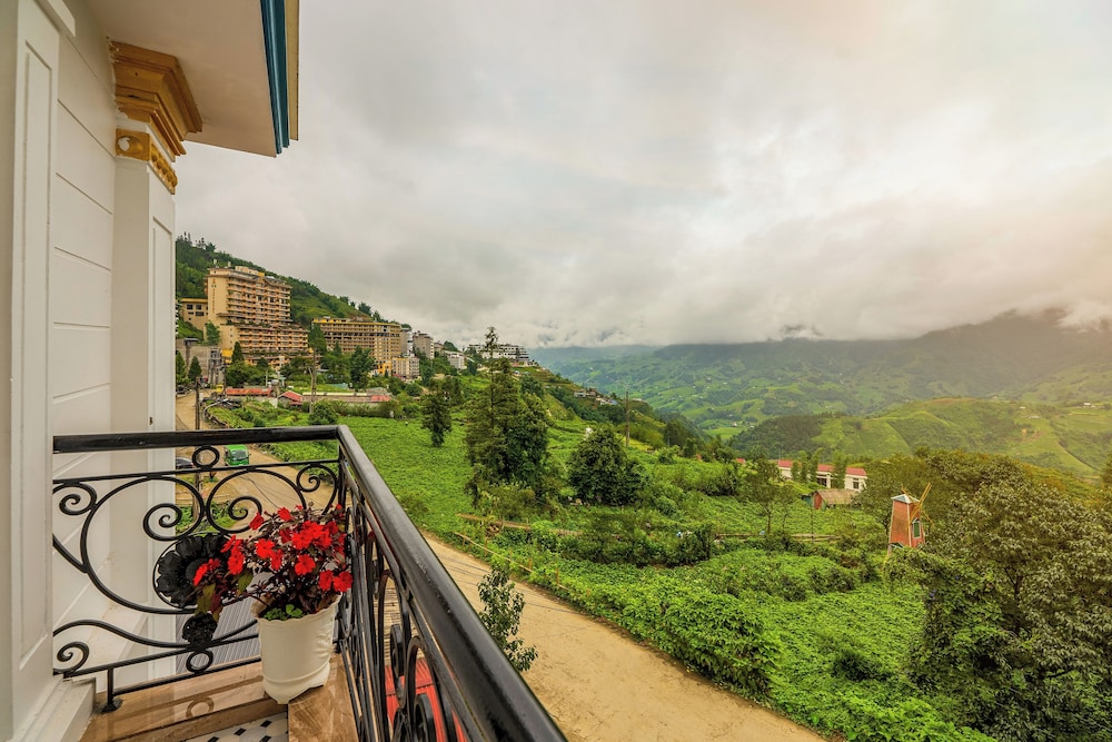 Praha Hotel Sapa 46/50
