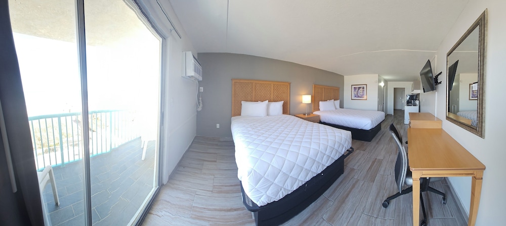Southern Breeze Oceanfront 17/61