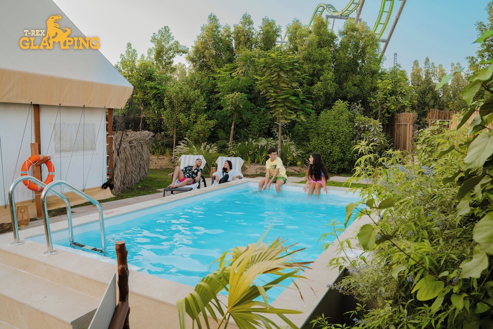 T-Rex Glamping Dubai Parks and Resorts 18/48