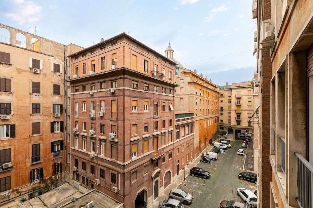 Rome As You Feel - Zoccolette Apartment 2/21