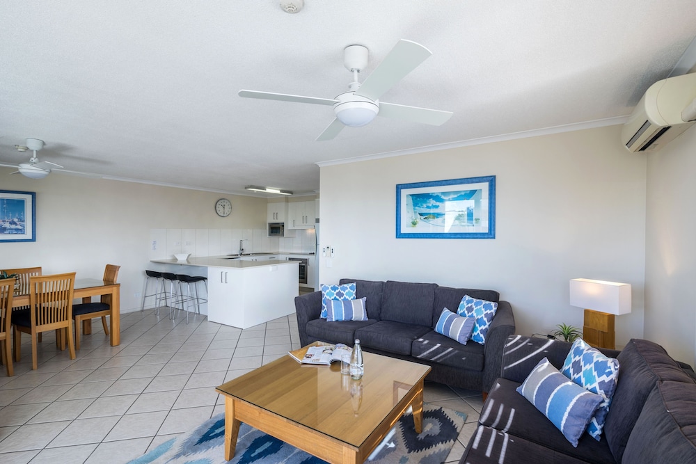 Newport Mooloolaba 32/76