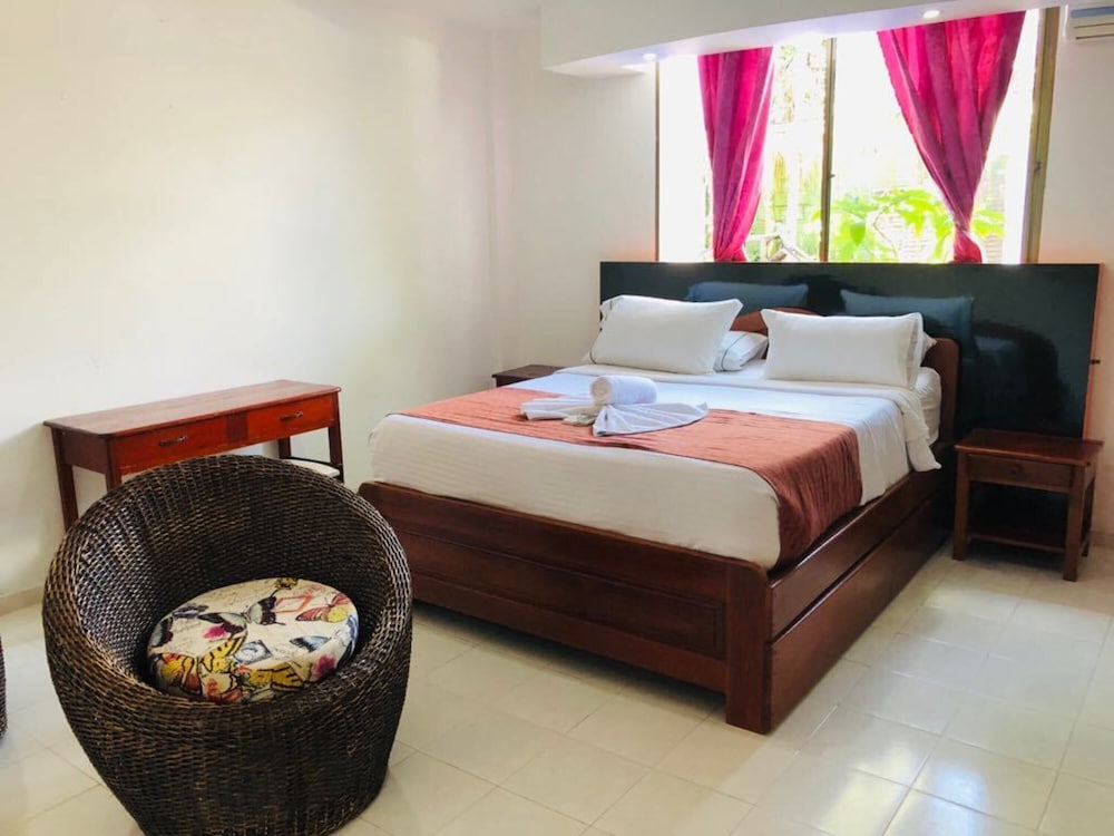 Hotel Yurupary 15/48
