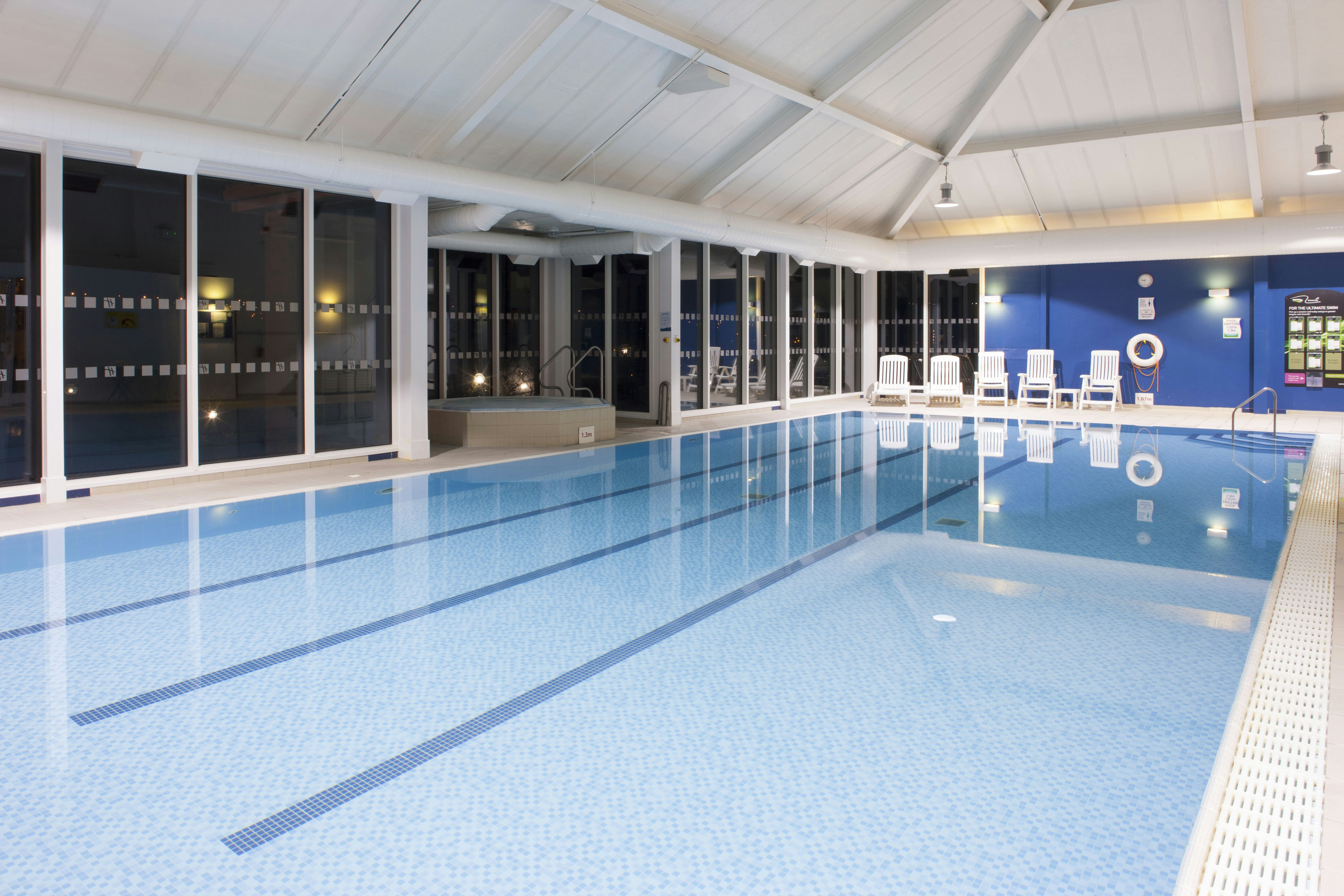 HOLIDAY INN LEEDS BRIGHOUSE 17/50