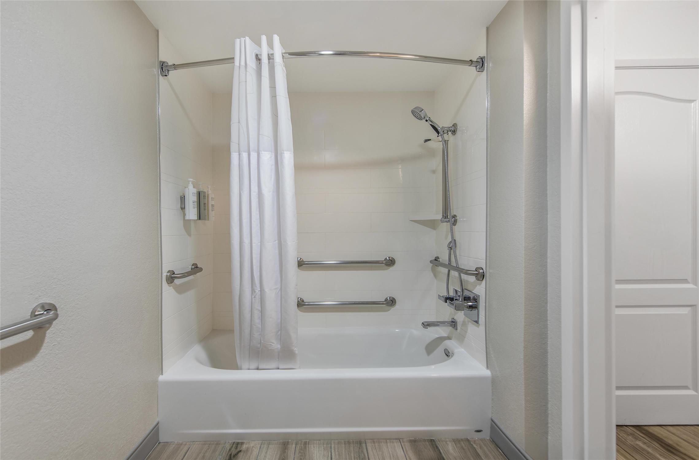 Hampton Inn Channel Islands Harbor 59/65