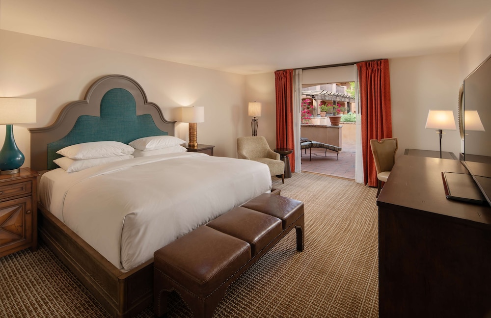 Royal Palms Resort And Spa In the Unbound Collection By Hyatt Formerly Royal Palms Resort And Spa 24/76