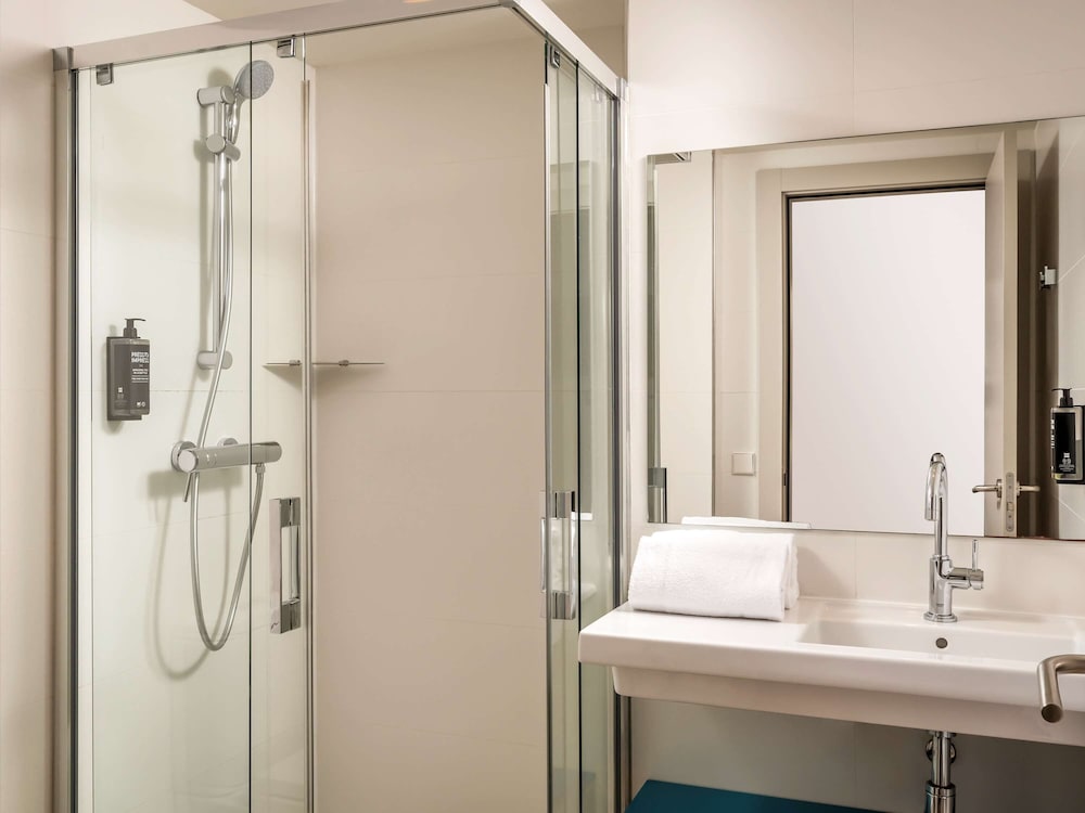 Ibis Styles Barcelona Centre Hotel 71/73