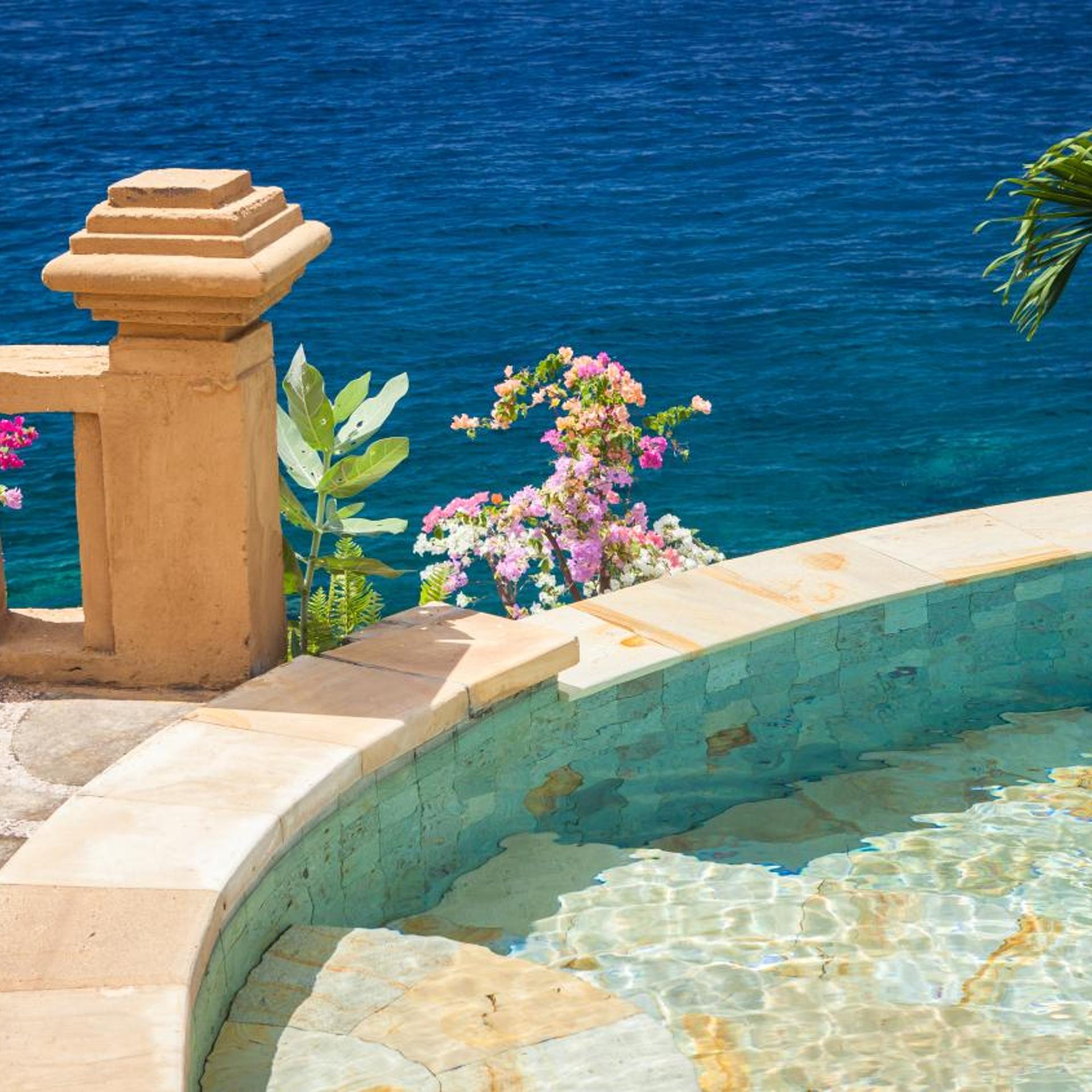 BLUE MOON VILLAS 28/55