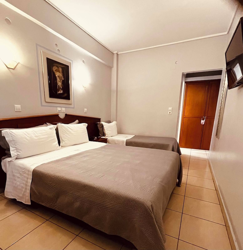 BASIC, DOUBLE BED, WITH EXTRA BED
