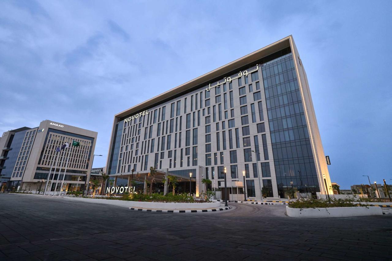 Novotel Dhahran Hotel & Residences 4/32