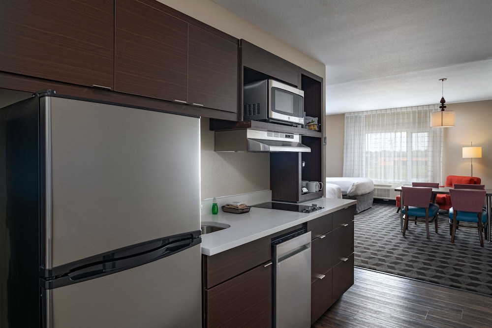 TownePlace Suites by Marriott Edgewood Aberdeen 3/23