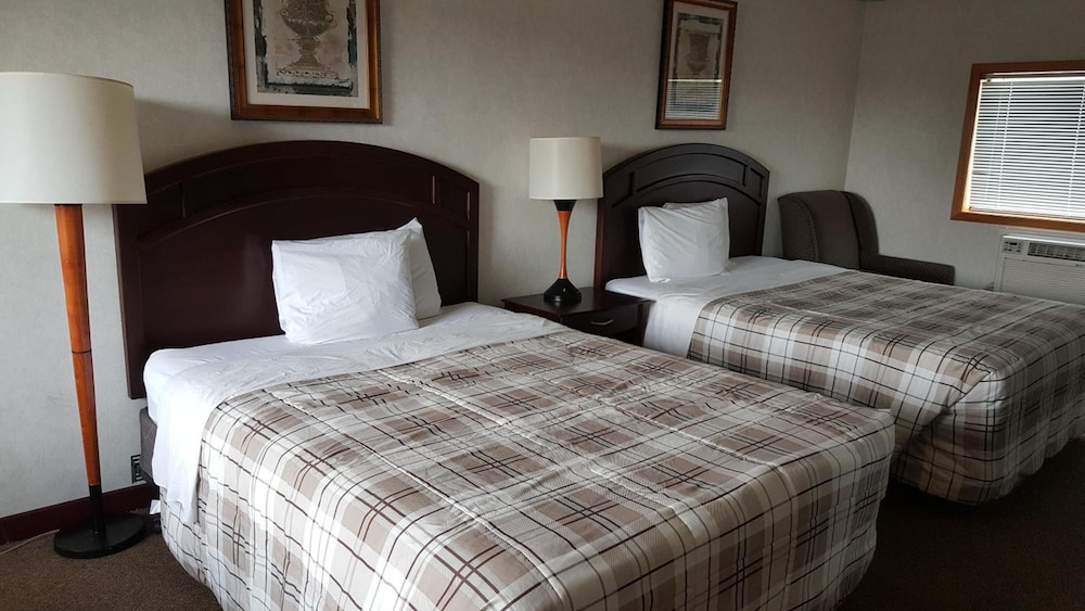 Richland Inn And Suites 20/32