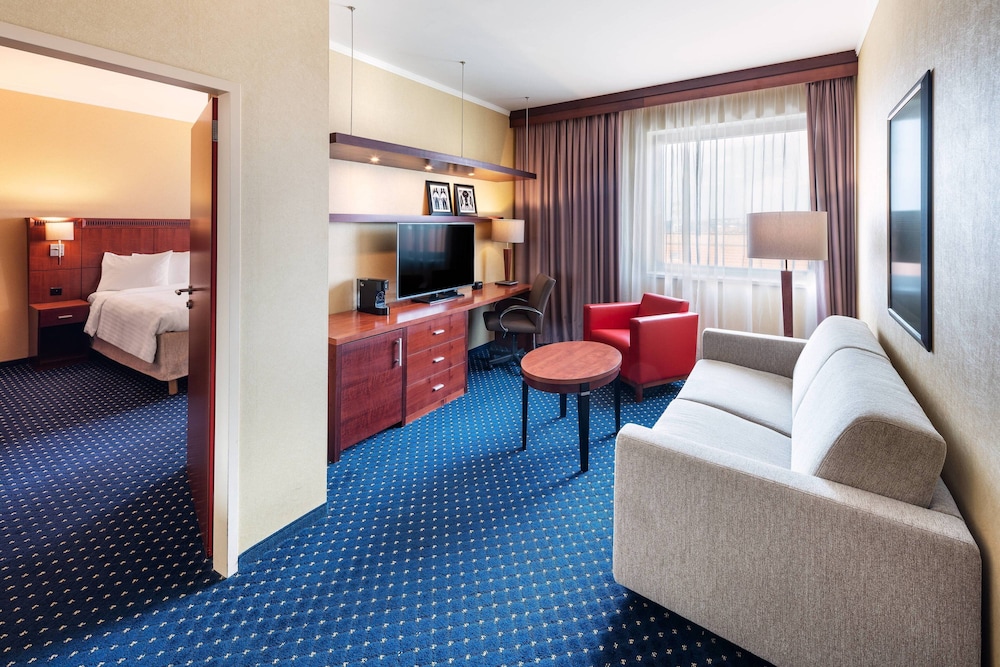 Courtyard By Marriott Prague City 31/54