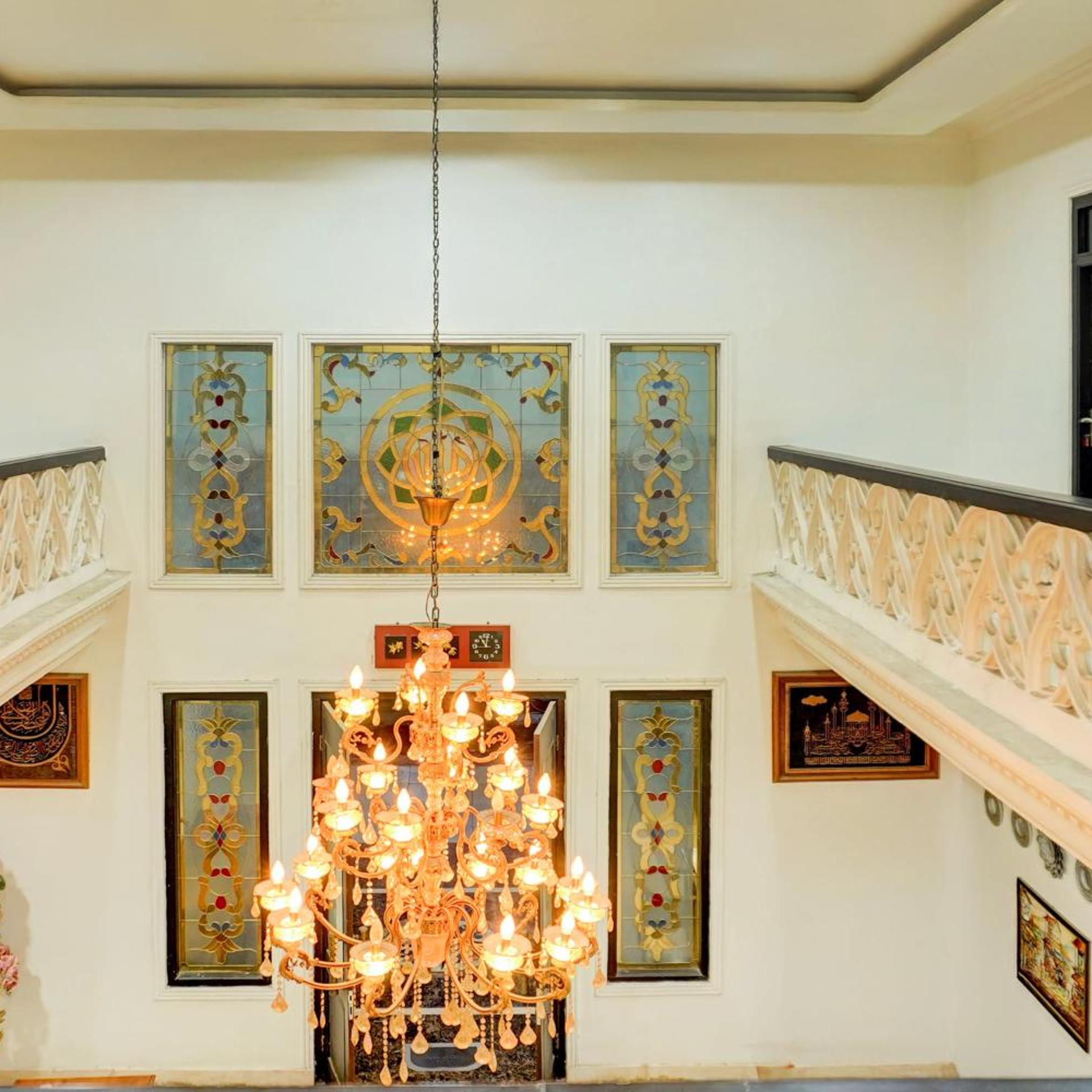 Hotel O Stasiun Cirebon Kejaksan Near Alun Alun Cirebon Formerly Family Homestay 24/27