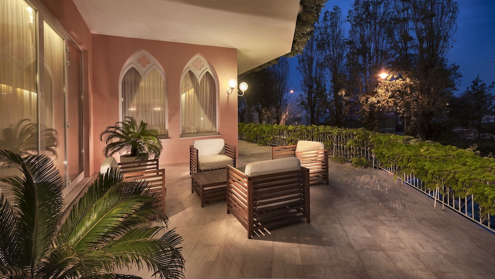 Hotel Milton Rimini 31/33